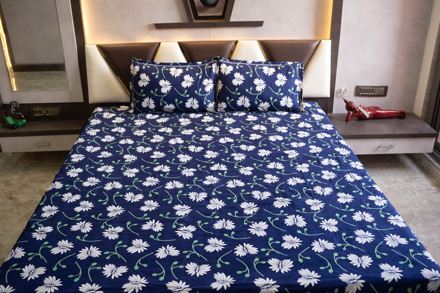 wsoko 300tc Soft Cotton Bedsheet for Double Bed, Size 90x100 inches with 2 Large Size Pillow Covers