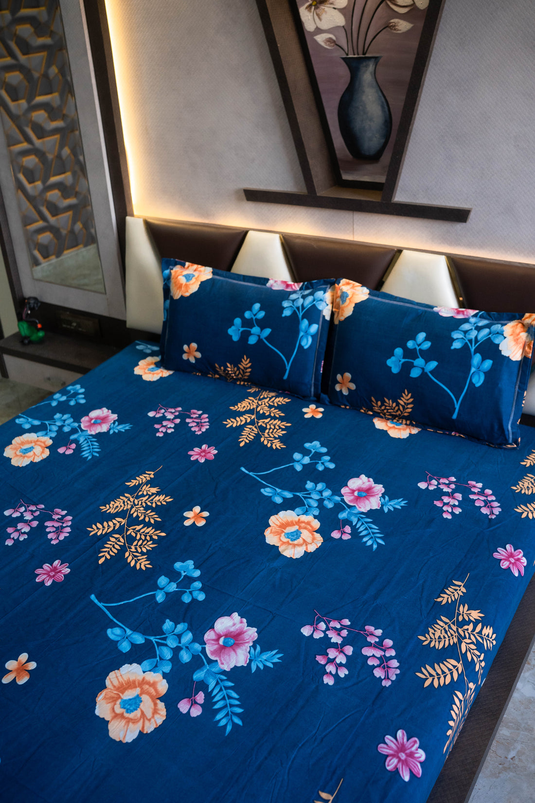 wsoko 300tc Soft Cotton Bedsheet for Double Bed, Size 90x100 inches with 2 Large Size Pillow Covers